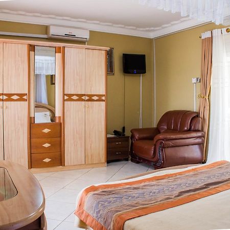 Desert Breeze Hotel Arua Kültér fotó