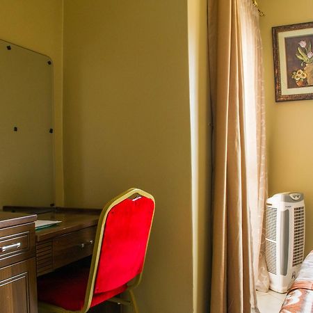 Desert Breeze Hotel Arua Kültér fotó