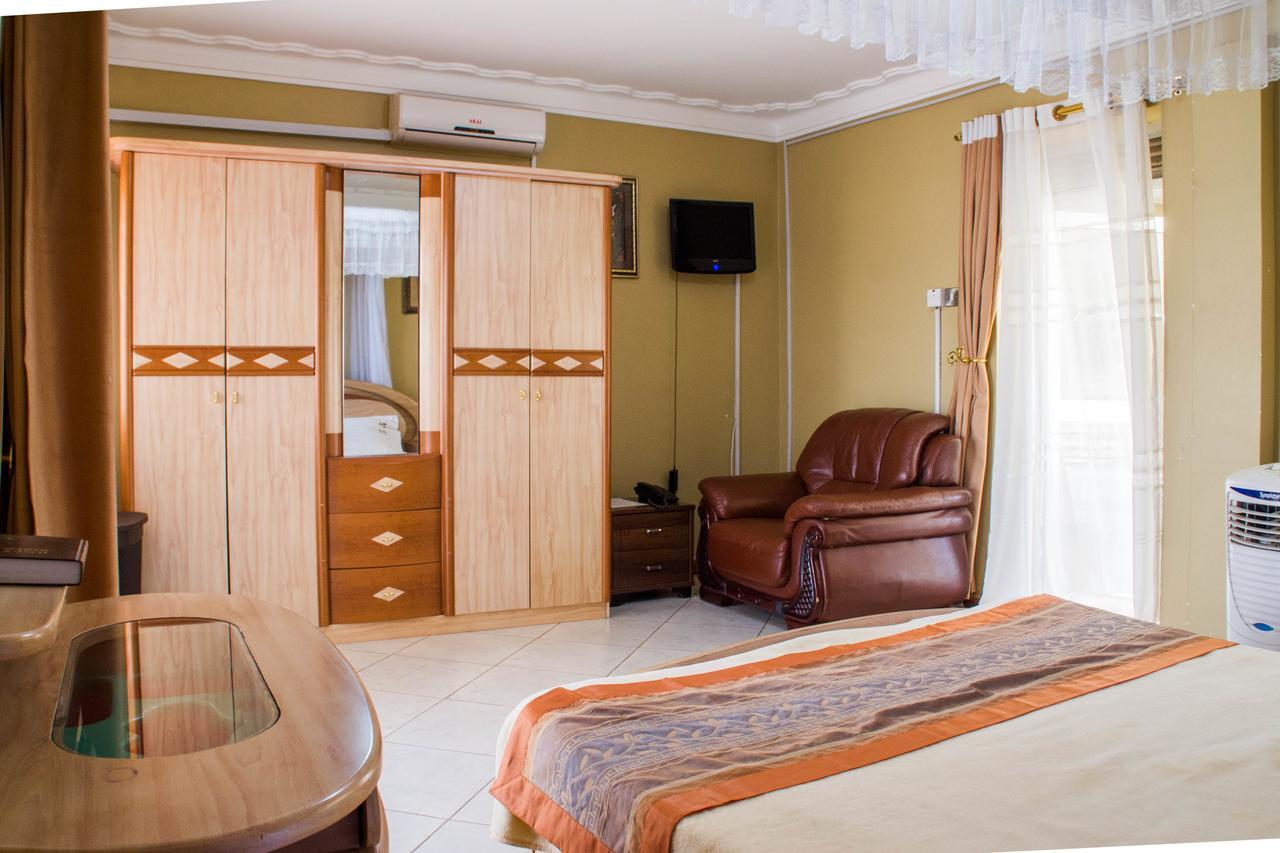 Desert Breeze Hotel Arua Kültér fotó