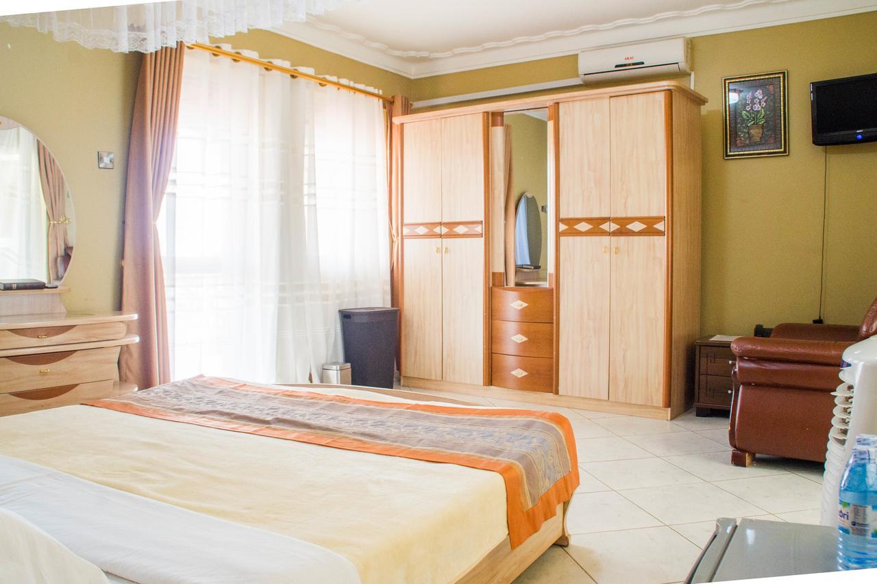 Desert Breeze Hotel Arua Kültér fotó