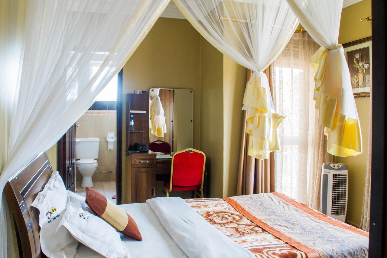 Desert Breeze Hotel Arua Kültér fotó