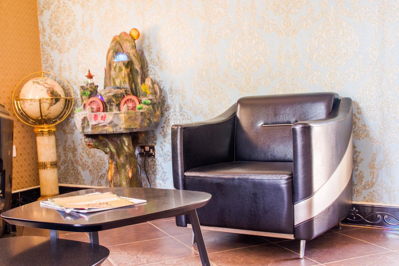 Desert Breeze Hotel Arua Kültér fotó