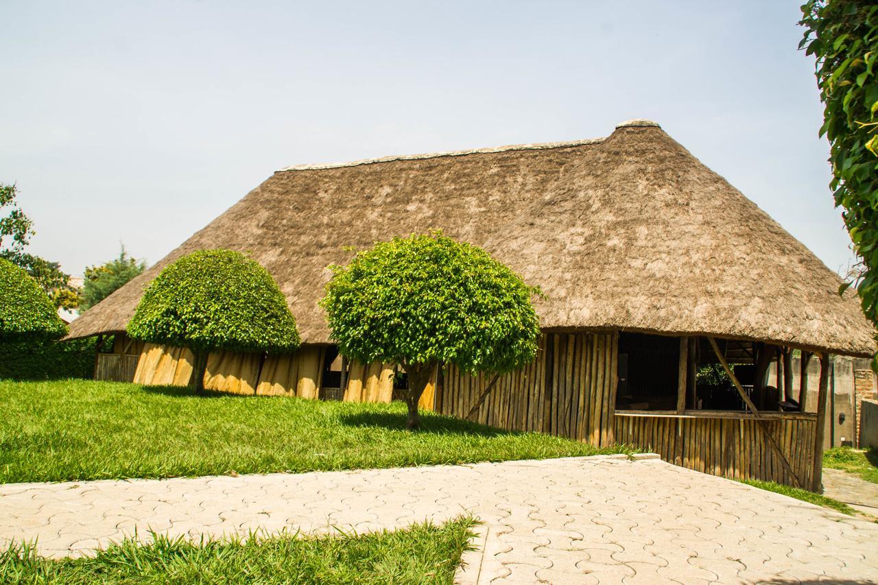 Desert Breeze Hotel Arua Kültér fotó